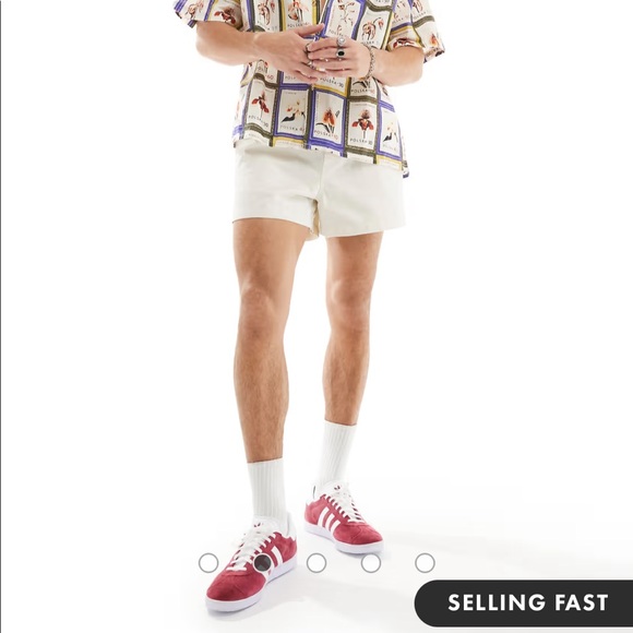 ASOS Reclaimed Vintage chino short in ecru - new with tags - Picture 2 of 3